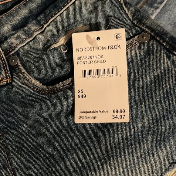 Blank NYC shorts - Picture 3 of 3